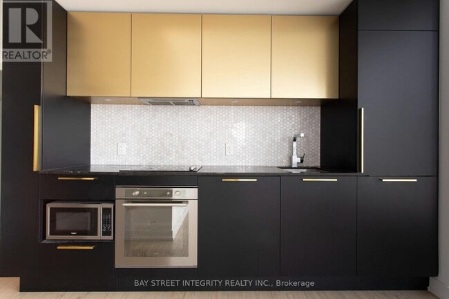 Photo du bâtiment - 85 Wood St