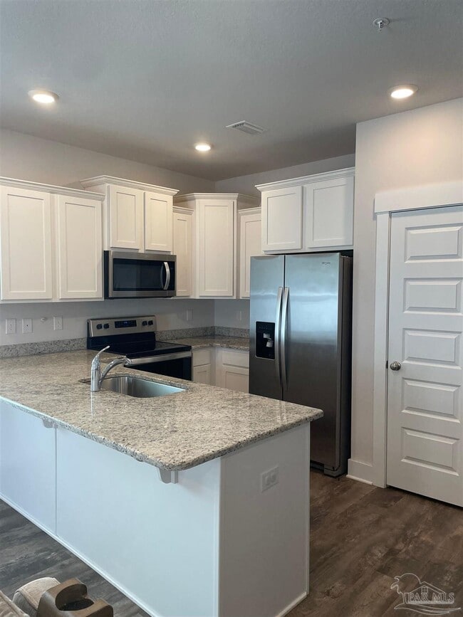 Foto del edificio - 1639 Iroquois Ct