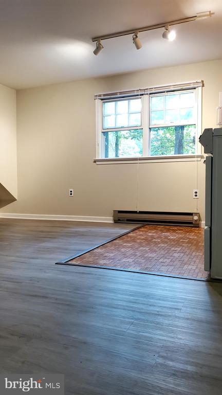 Foto del edificio - 17 Friendship Ln