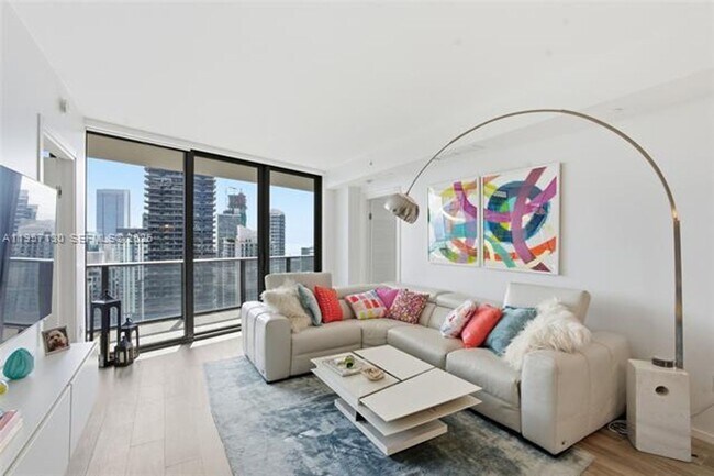 Photo - 801 S Miami Ave Apartment