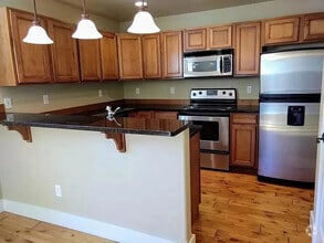 Building Photo - 2945 Warbler Way
