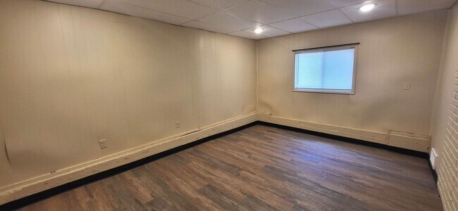 Foto del edificio - 3 Bedroom Home $1095! 2 Living Areas! Sout...