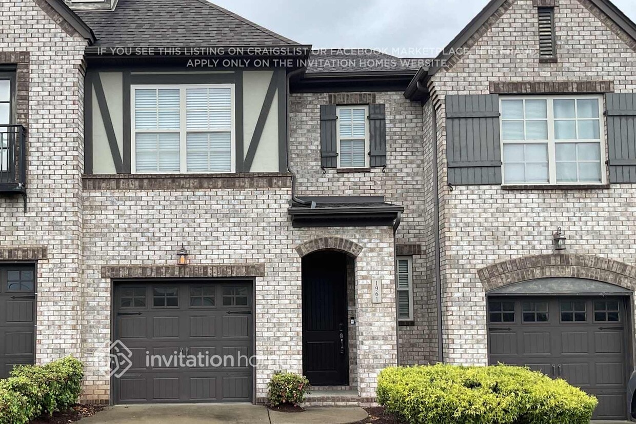 Primary Photo - 1961 Newark Ln