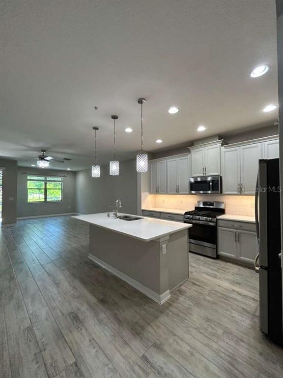 Building Photo - 204 Rustic Loop