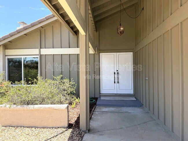 Foto del edificio - 12480 Escala Ln