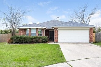 Building Photo - 7618 Straits Dr