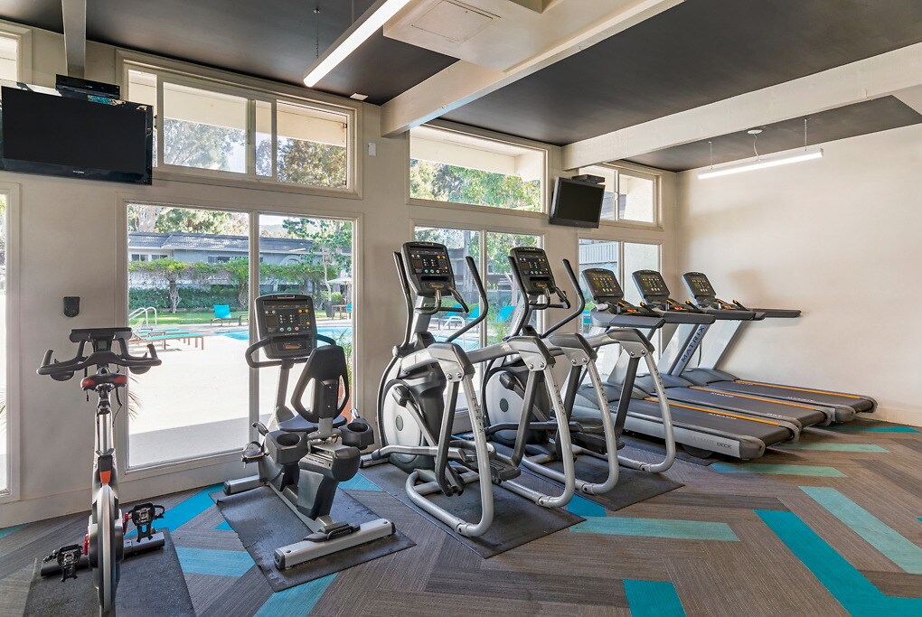 Hillcrest Park Apartments in Newbury Park, CA Westside Rentals