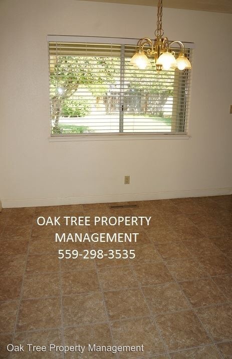 Foto del edificio - 3 br, 2 bath House - 2400 E. Sierra
