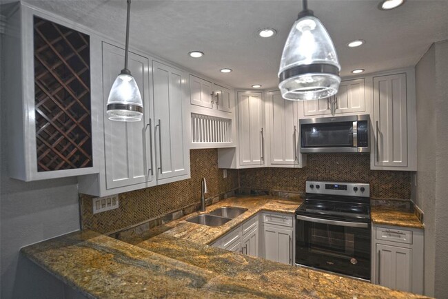 Foto del edificio - 1537 Bonanza Rd