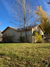 Building Photo - 449-980-980 Hixon Ln