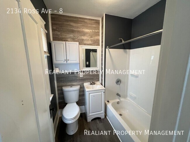 Foto del edificio - Stylish 1-Bedroom Apartment