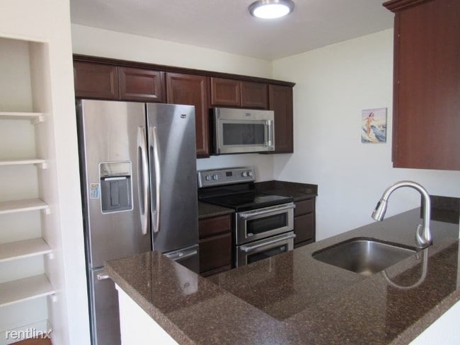 Building Photo - 94-102-102 Pulua Pl