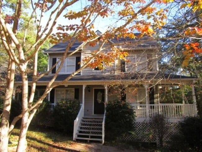 Building Photo - 349 Victorian Cir