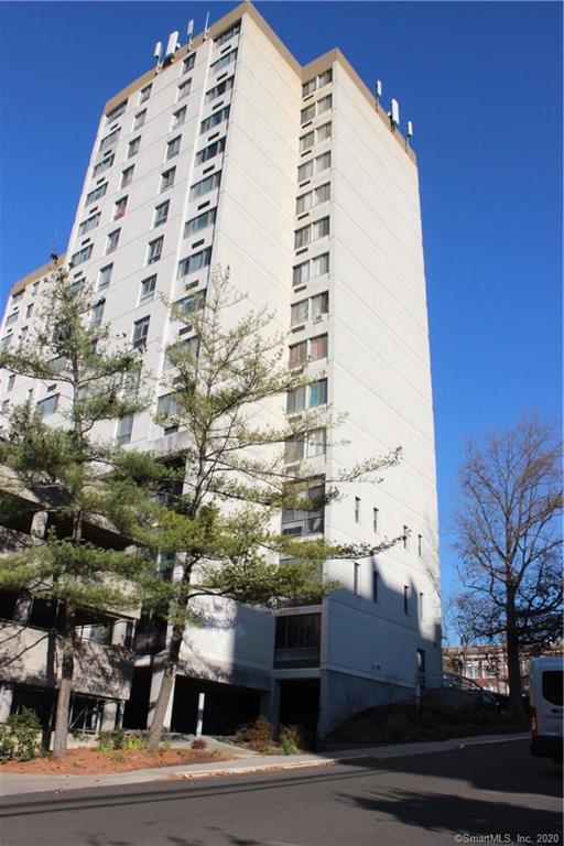 Primary Photo - 60 Strawberry Hill Ave