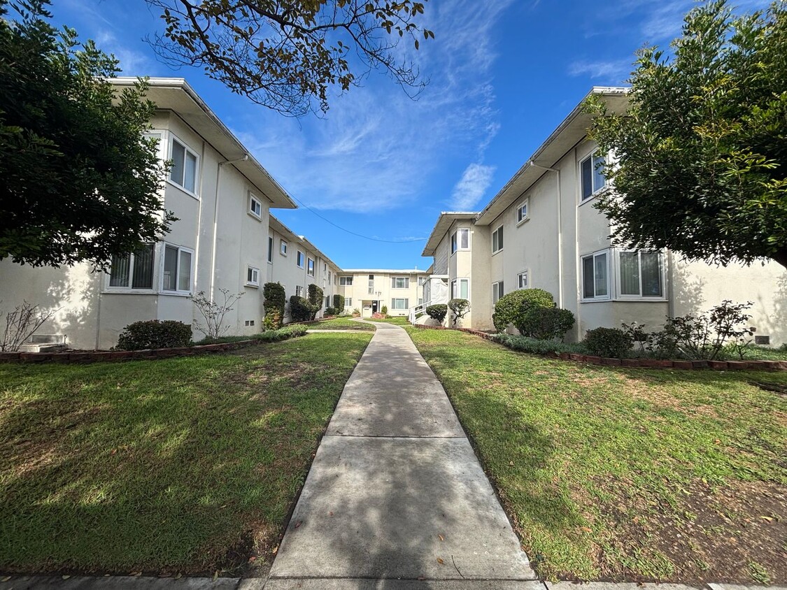 Foto principal - Chevy Chase, 719-729