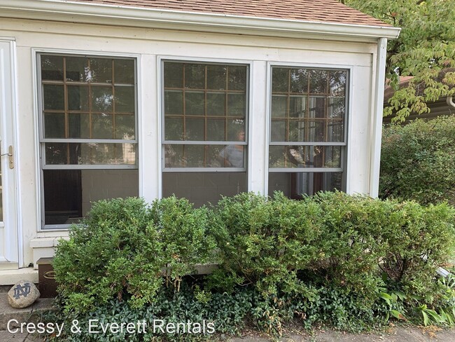 Building Photo - 3 br, 2 bath House - 1319 Otsego St