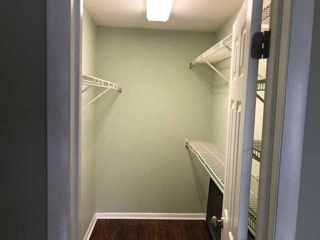 Building Photo - 1600 Park Circle, #1018 Columbia, SC 29201