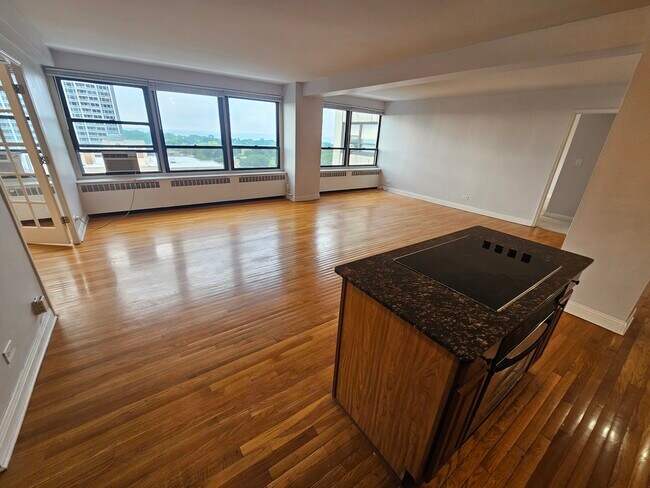 Foto del edificio - 707 W Gordon Ter