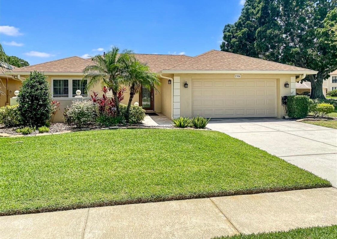 2304 Kingfisher Ln, Clearwater, FL 33762 House for Rent in Clearwater, FL