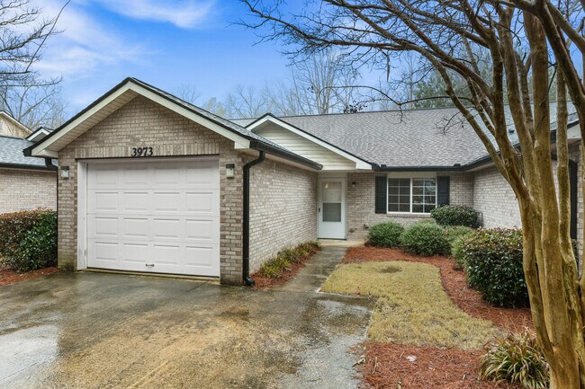 Building Photo - 3973 Hidden Hollow Dr