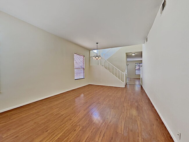 Building Photo - 8068 Sweet Clover Ct