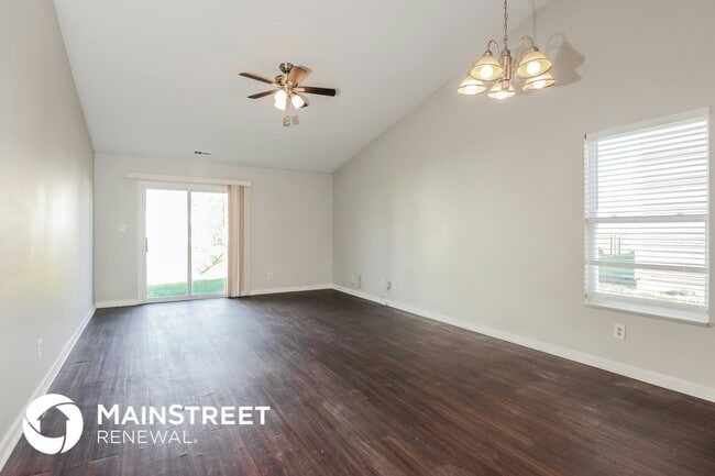 Building Photo - 3138 Salamonie Dr