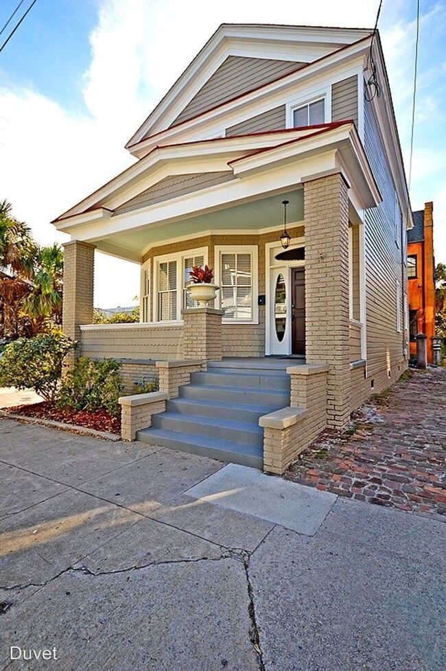 Building Photo - 175 St Philip St