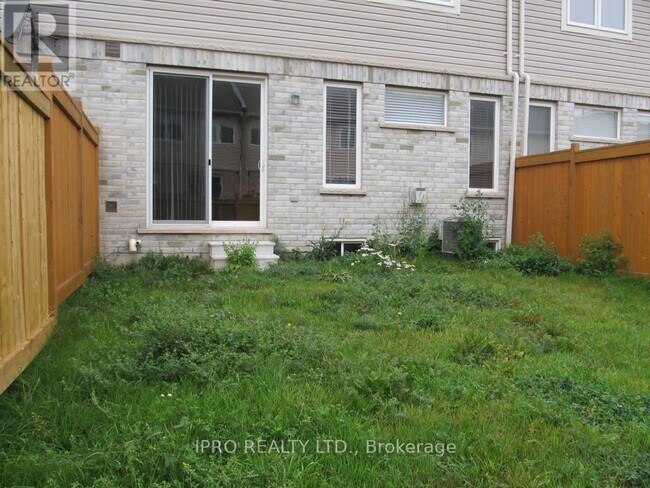 Photo du bâtiment - 2019-2019 Trawden Way