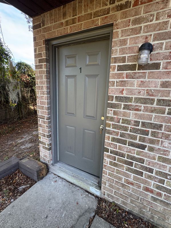Building Photo - 1197 Bentley Rd