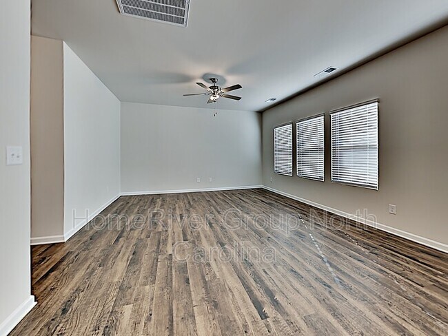Building Photo - 12339 Old Dulin Farms Way