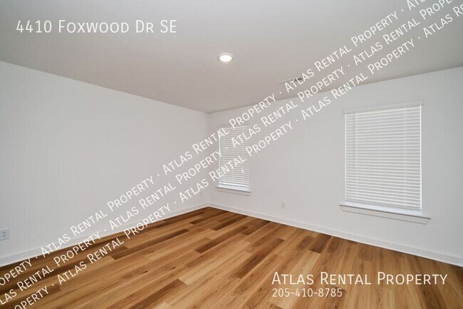 Building Photo - 4410 Foxwood Dr SE