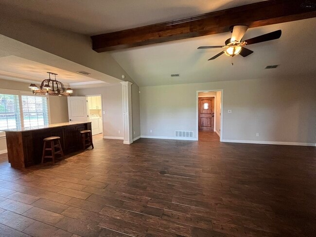 Building Photo - 4863 Rhea Rd
