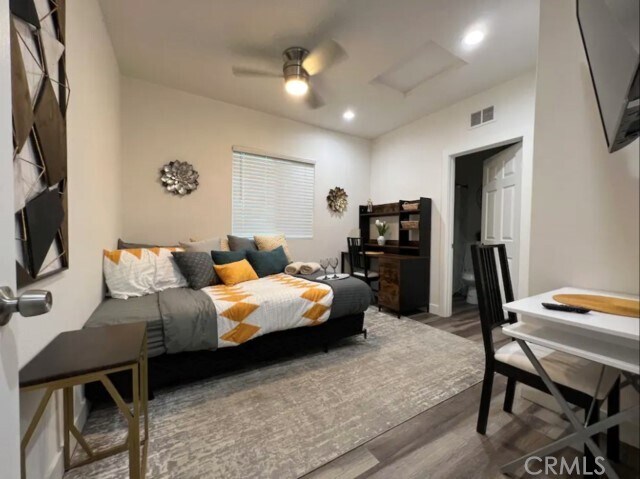 Foto principal - 5746 Mountain View Ave