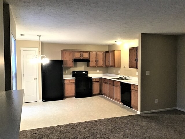 Foto del edificio - 5028 Angelique Drive