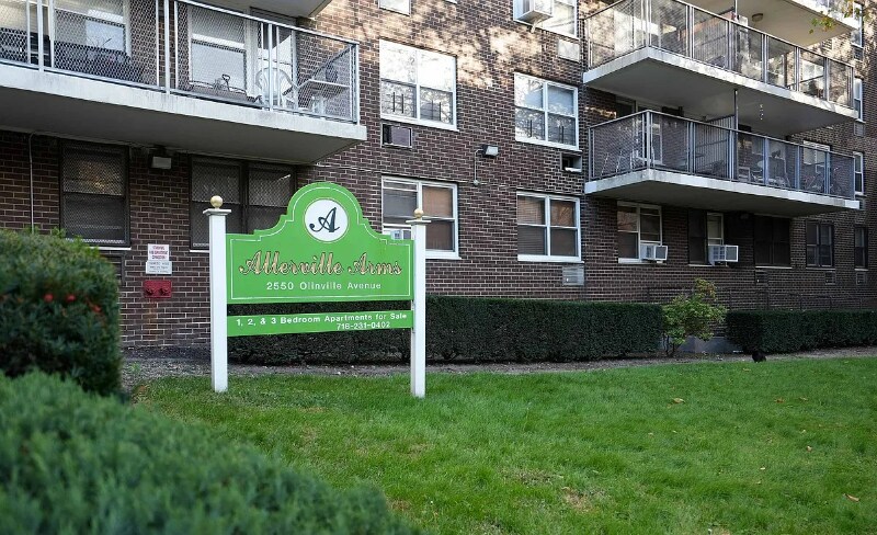 Foto principal - 2550 Olinville Ave