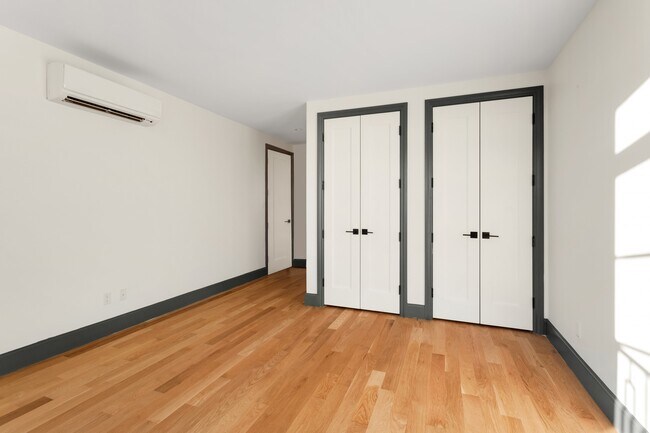 Foto del edificio - 1430 Fulton St