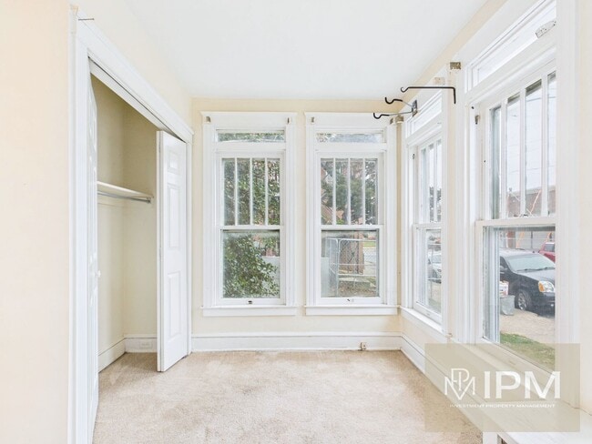 Building Photo - Charming 3 Bedroom, 2 Bath Home in York, Pa!