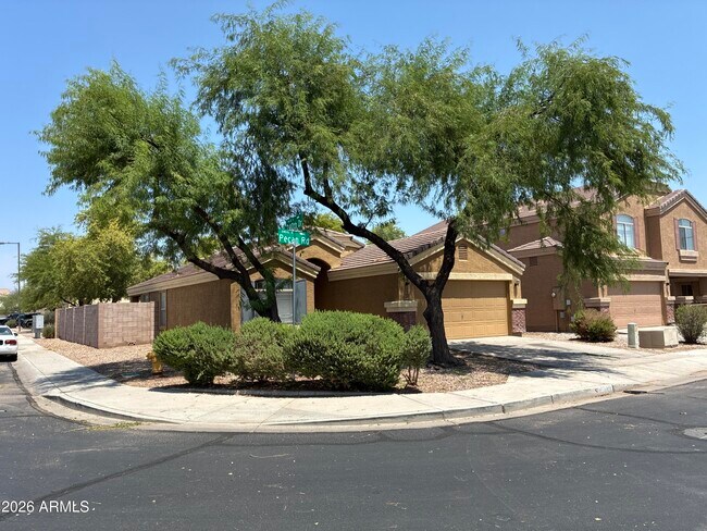 Building Photo - 24032 W Pecan Rd