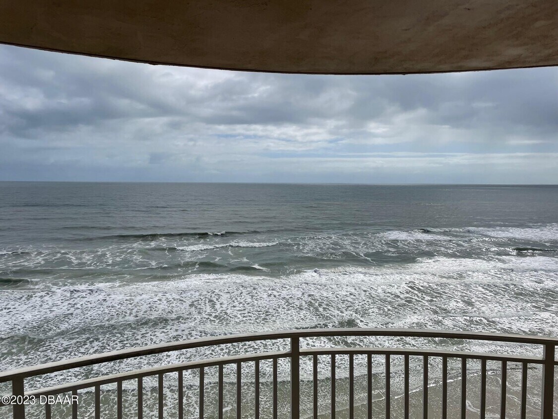 Foto principal - 2403 S Atlantic Ave