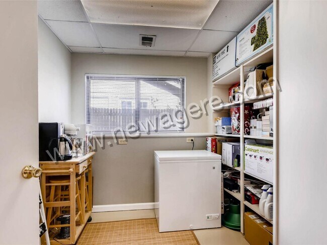 Building Photo - GORGEOUS Renovated Home in Cherry Creek Sc...