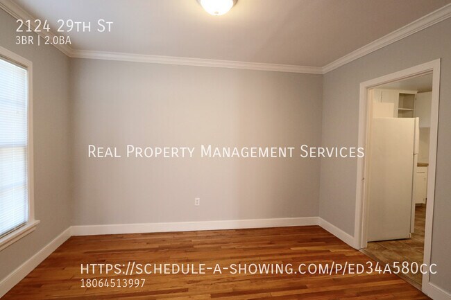 Building Photo - Newly Remodeled 3 Bedroom Home on Corner Lot