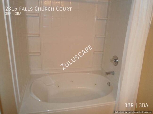 Building Photo - 2315 Falls Church Ct