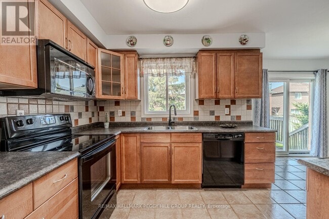 Building Photo - 6 McDougall Dr