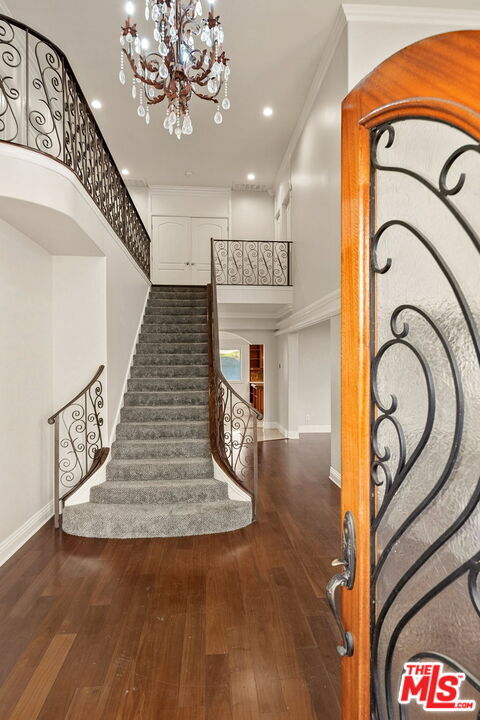 Foto del edificio - 5217 Etiwanda Ave