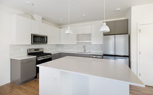 Foto del edificio - 32796 Ten Trails Pkwy SE