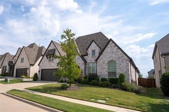 Building Photo - 2609 Eclipse Pl