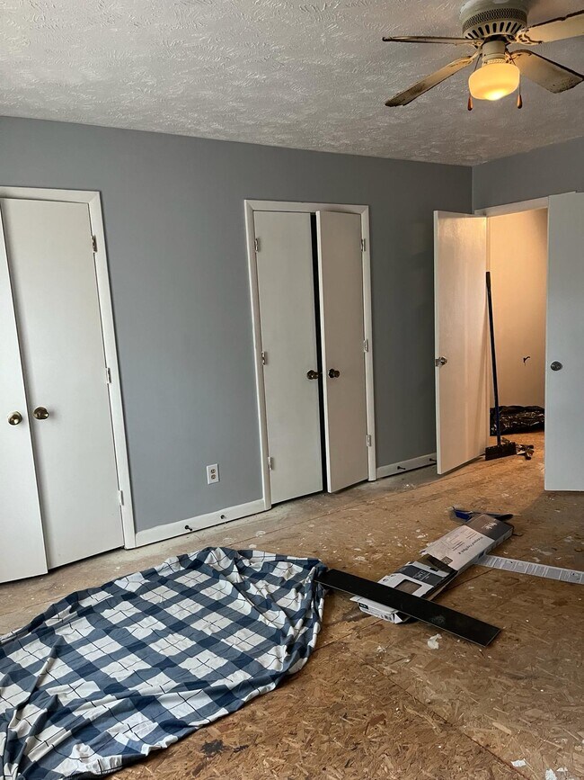 Building Photo - 148 Villa Dr