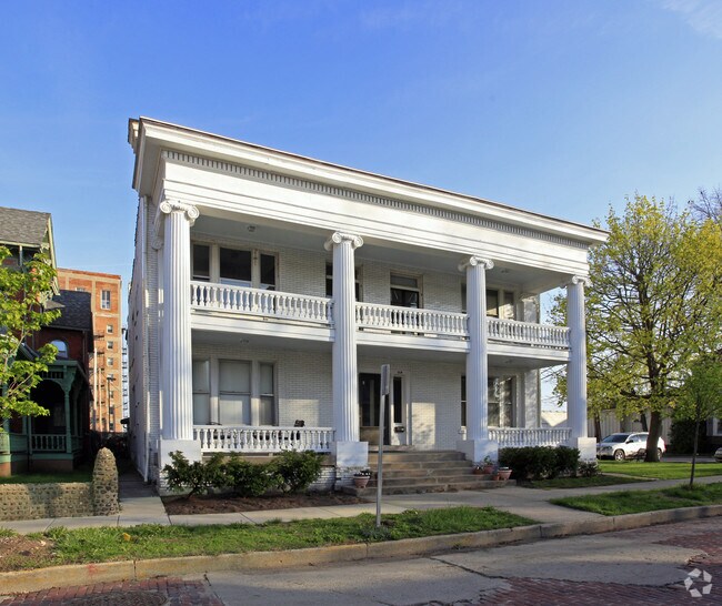 118 Division St, Elkhart, IN 46516 Apartments Elkhart, IN