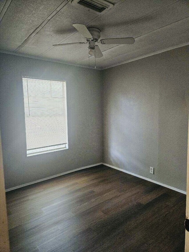 Foto del edificio - 1418 Avant Ave