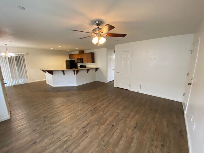 Foto del edificio - 3 Bed, 2 Bath available on Bella Oaks Rent...